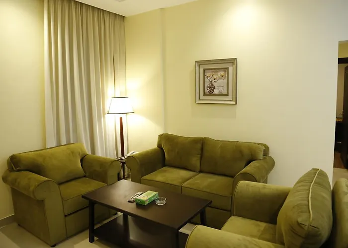 Flora Hotel Suite 2 فلورا 2
